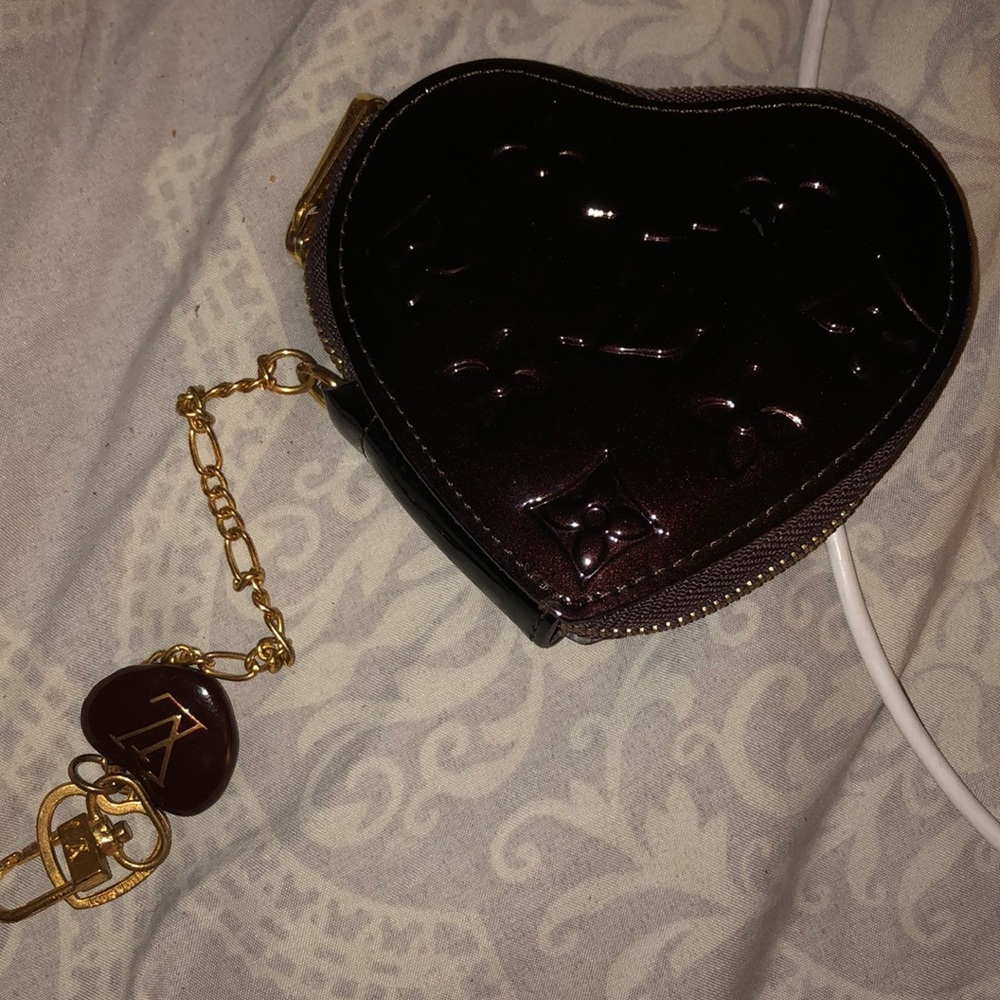 Lv heart coin pouch